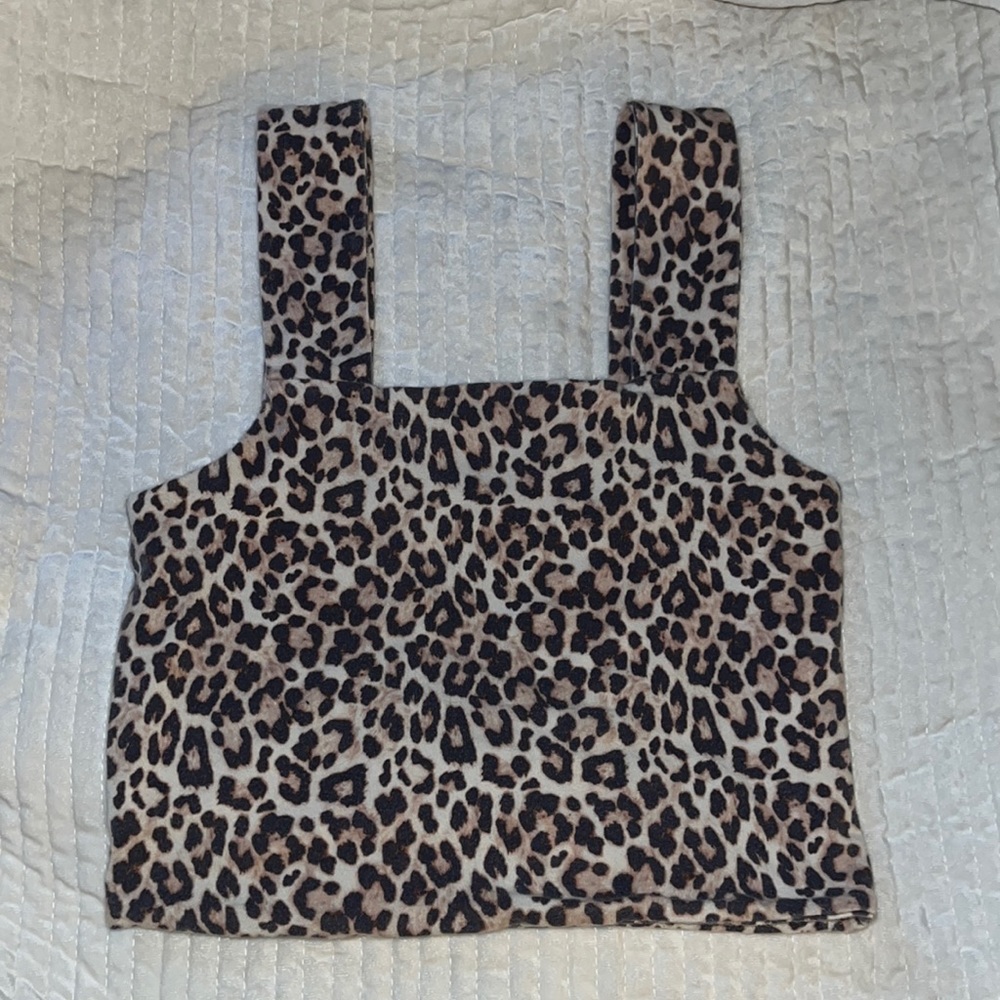 Cheetah cropped thick strapped Tank Top
